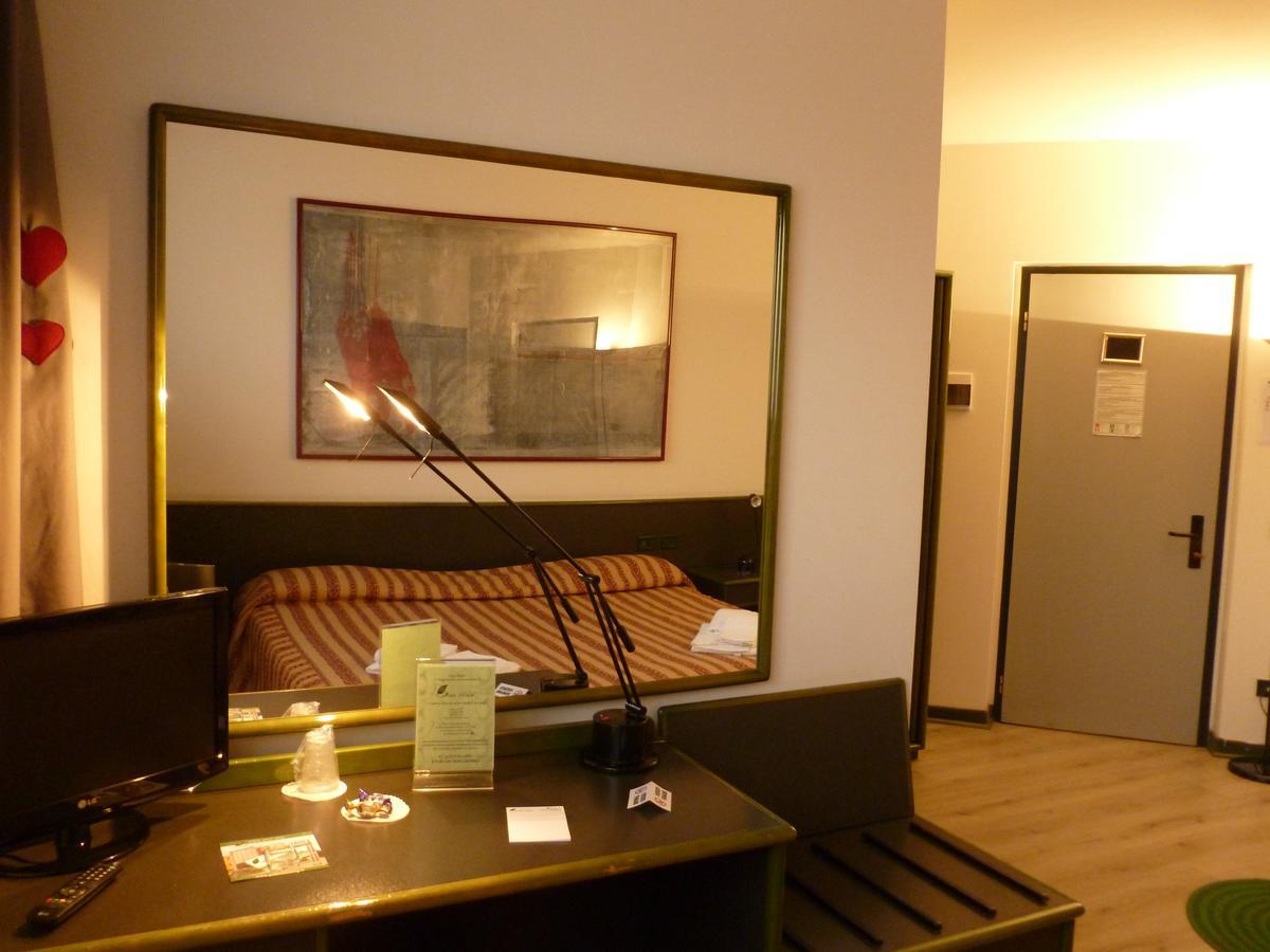 Green Hotel Poviglio  المظهر الخارجي الصورة