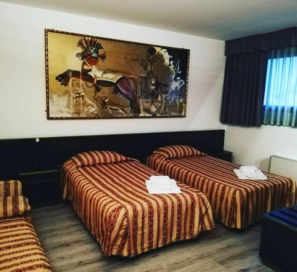 Green Hotel Poviglio  المظهر الخارجي الصورة